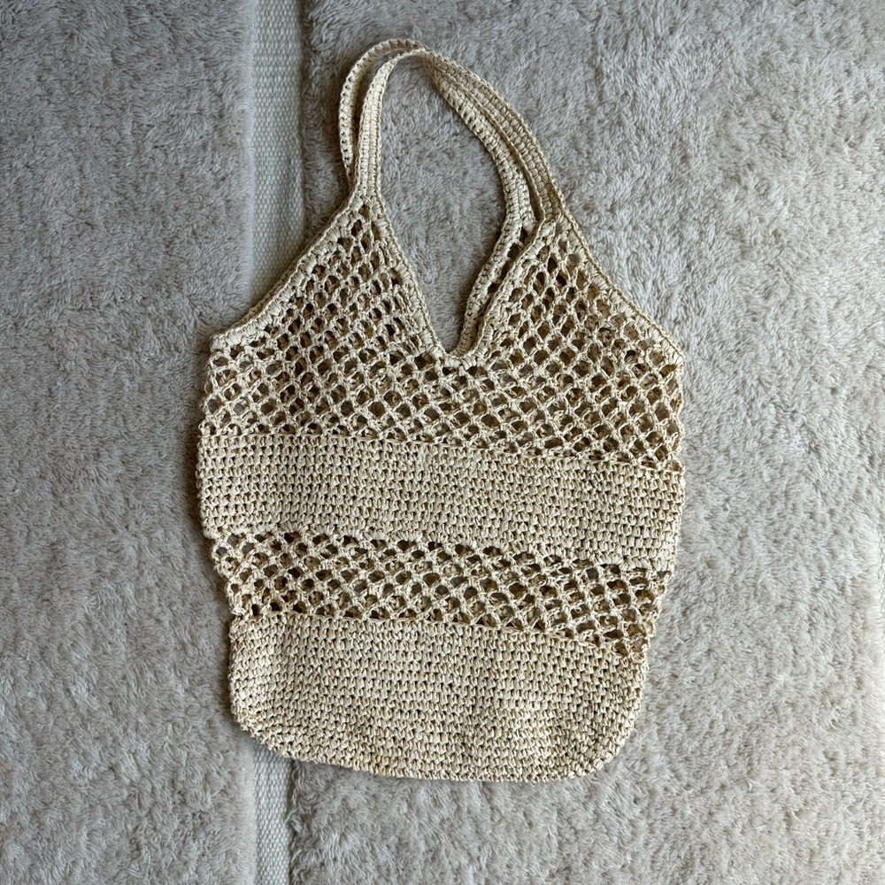 H&M beach tote
